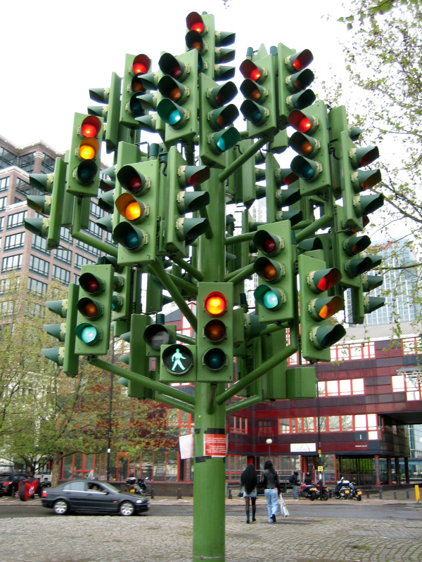 Traffic Light Tree (Pierre Vivant)